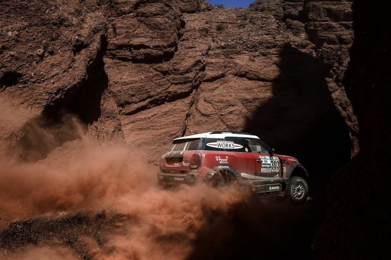 Dakar: Mikko Hirvonen nousi eilen jo kokonaiskisassa kolmanneksi