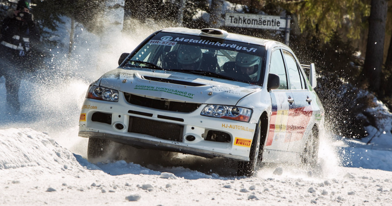 Riihimäki-rallissa yksi Suomen suurimmista rallilehdistä
