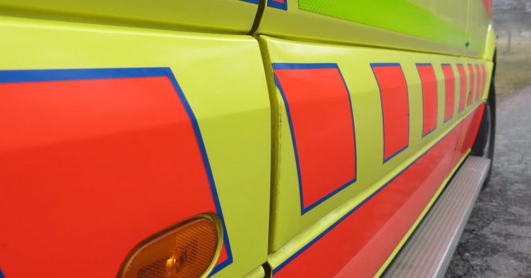 Matkustaja menehtyi henkilöauton ulosajossa Järvenpäässä