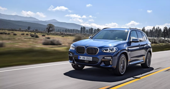 BMW X3.