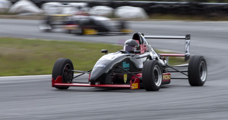 Formula Ford uudistui: lisää vauhtia siipien avulla Formula Ford uudistui: lisää vauhtia siipien avulla