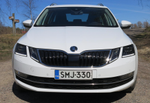 Rekisteröinti: Skoda Octavia pitää vahvasti kiinni kärkipaikastaan