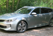 Yllätysvoittaja Teknikens Värld -lehden "Suuressa Autopalkinto -kisassa"