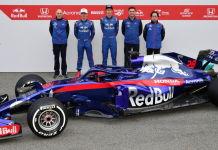 F1: Toro Rosson punainen härkä on hopeinen