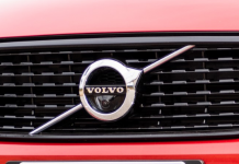 Perinteiset autonäyttelyt eivät enää kiinnosta Volvoa