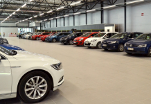 Käytettyjen autojen kauppa avasi ovensa Lempäälän Ideaparkissa