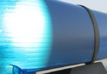 Auto pakeni poliisia nopeudella 230 km/h
