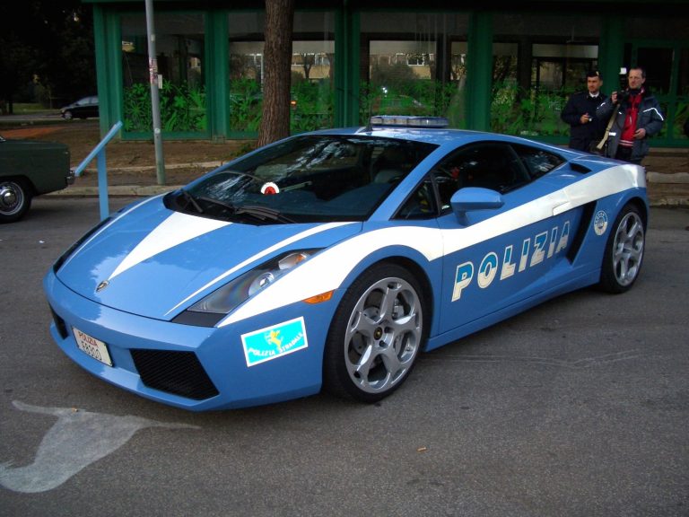 Autotoday 10 vuotta sitten: ”Tästä autosta Suomen poliisi kannattaa olla kateellinen”