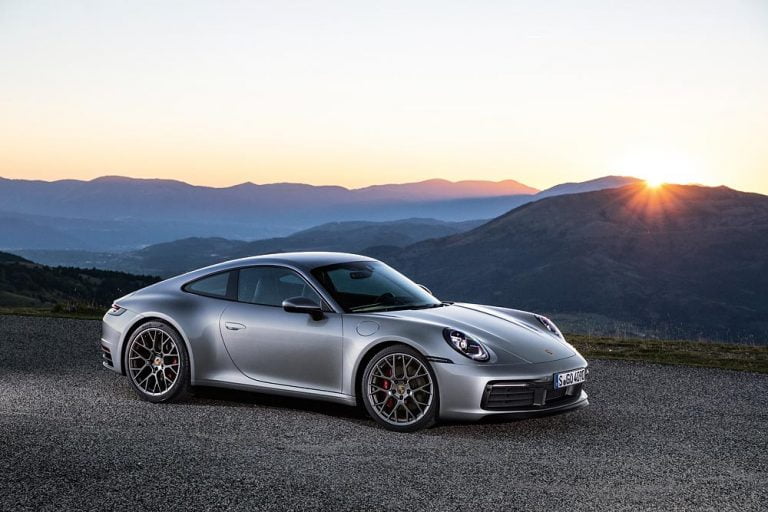 Legendaarisen Porsche-mallin kahdeksas sukupolvi sai ensiesittelyssä Los Angelesissa Legendaarisen Porsche-mallin kahdeksas sukupolvi sai ensiesittelyssä Los Angelesissa