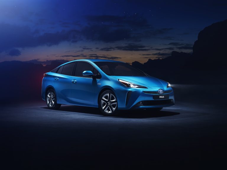 Uusi Toyota Prius maksaa alle 36 000 euroa – jos uusi autoverolaki hyväksytään