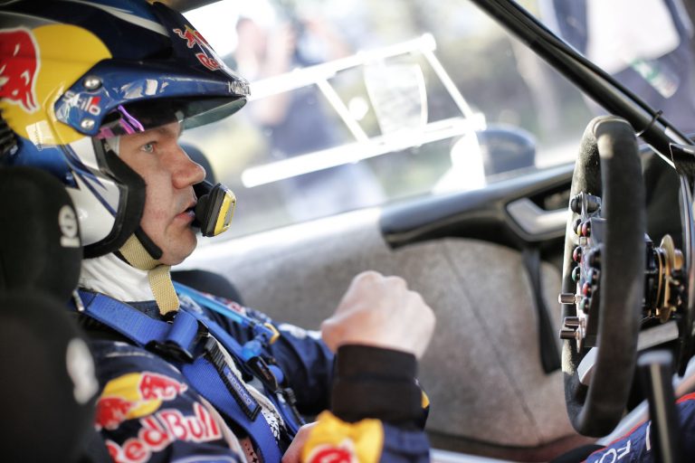 WRC: Teemu Suninen nousi Ruotsin rallin kärkeen — Ogier ajoi ulos