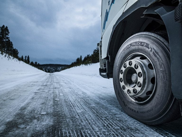Nokian Renkailta uusia kuorma-auton renkaita ja pinnoituspintoja