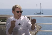 Mika Häkkinen muistelee: ”Olin tulla hulluksi — päätin että perkele mä vielä näytän niille!”