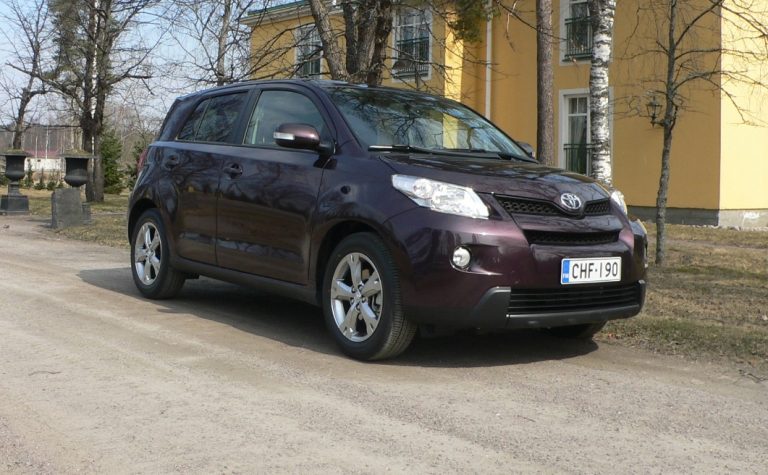 Autotoday 10 vuotta sitten: Toyota Urban Cruiser on melkein katumaasturi