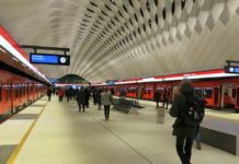 Rankkasade katkaisi metroliikenteen — yhteys poikki Rautatientorin asemalla