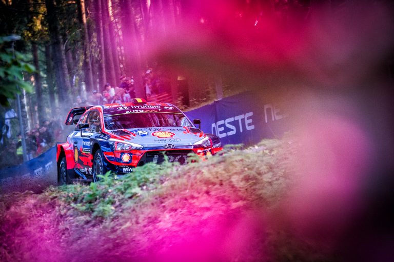 WRC: Hyundai nosti Neuvillen Breenin edelle