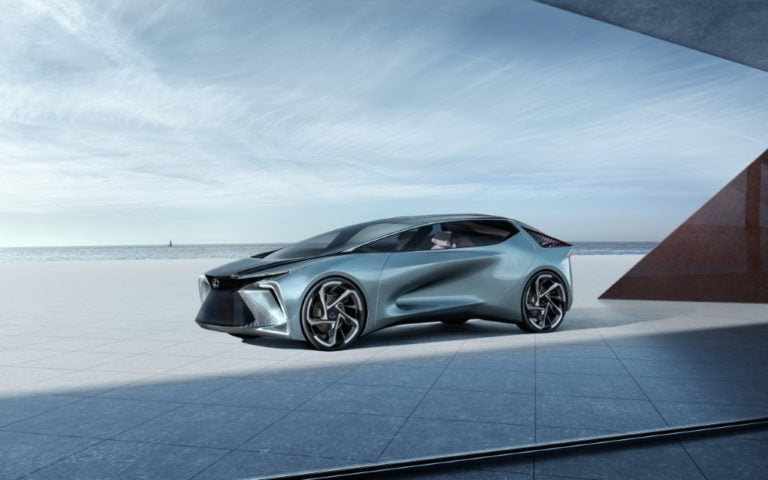 Lexus esittelee Tokiossa sähköisen LF-30-konseptimallin