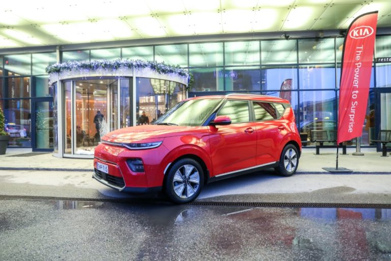 Kian sähköinen Soul tulee Suomeen kahtena eri versiona — halvempi versio maksaa alle 38 000 €