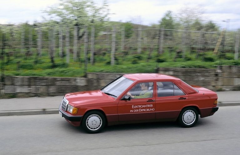 Päivän museoauto: Täyssähköinen Mercedes-Benz 190 E Elektro vuodelta 1990 — mukana myös video!