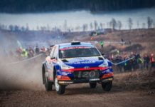 Jari Huttunen ajaa asfalttirallin Tshekissä