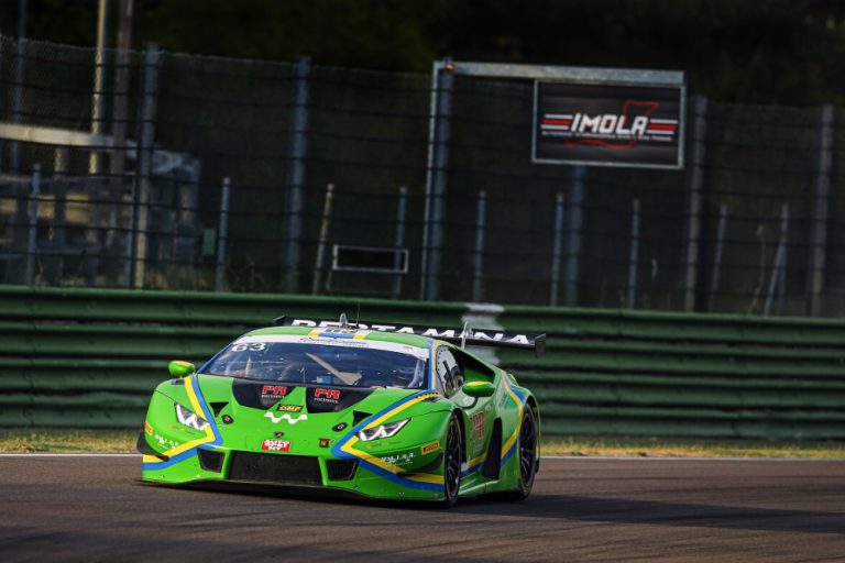 Tuomas Tujulan autokunta toiseksi Italian Super GT -sarjan Imolan kisassa