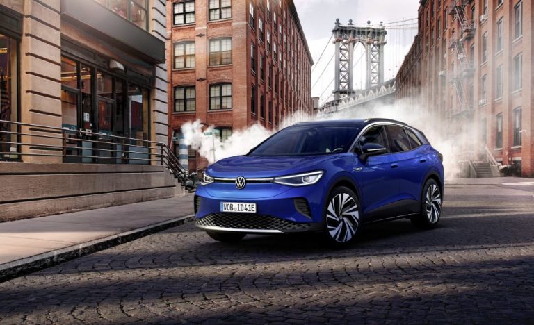 Tammikuussa Suomeen tulevan Volkswagen ID.4 -auton ennakkomyynti on alkanut