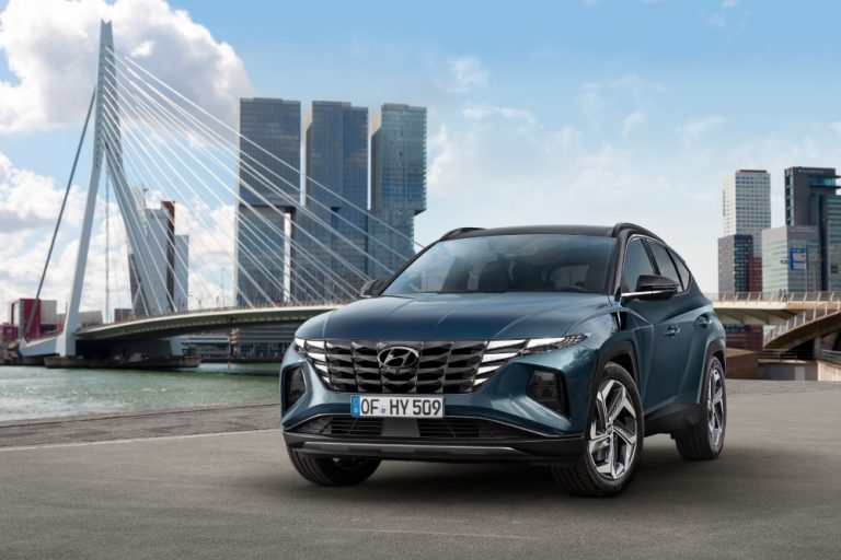 Uusi Hyundai Tucson on kohta täällä — halvin malli maksaa alle 30 000 €