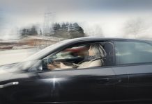Automaatio saa avustaa, mutta ajaminen halutaan hoitaa itse!