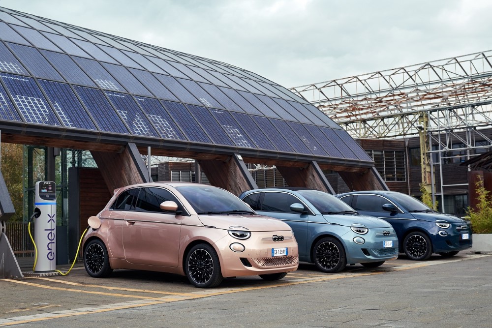 Uusi Fiat 500 s hk auto Myyntiin My s Suomessa Edullisin Versio 