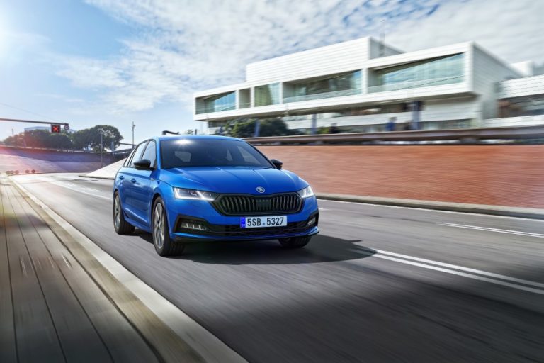 Uusi Škoda Octavia tarjolla Sportline-malliversiona