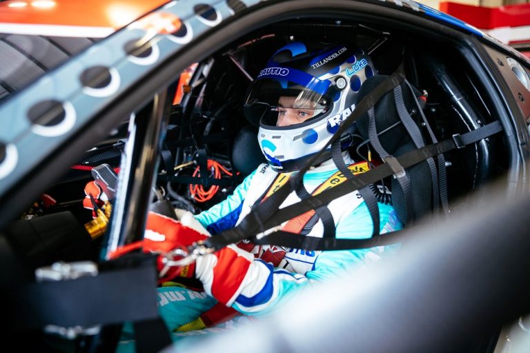 Ferrari Challenge -sarja: Luka Nurmi ajoi kaksi kertaa palkintopallille