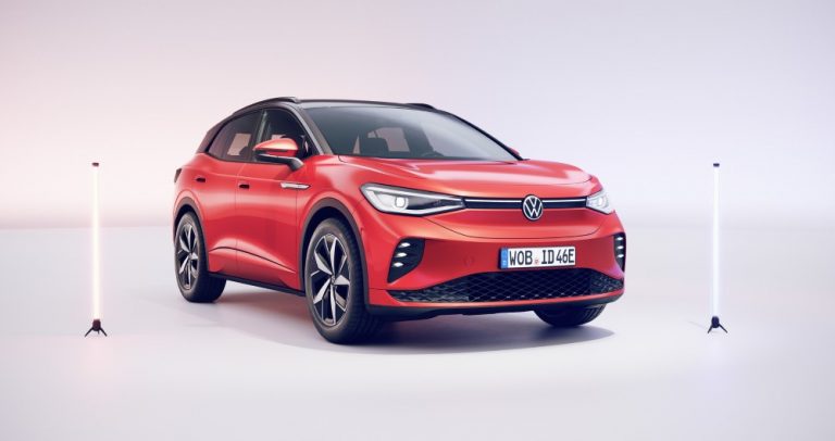 Nelivetoisen, täyssähköisen Volkswagen ID.4 GTX -mallin myynti alkoi tänään