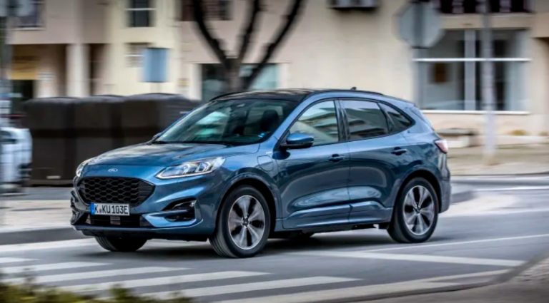 Ford Kuga ladattava hybridi oli Euroopan myydyin ladattava hybridimalli vuonna 2021