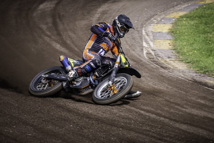 Lasse Kurvinen Flat track 2021 Kuva JP Purtilo