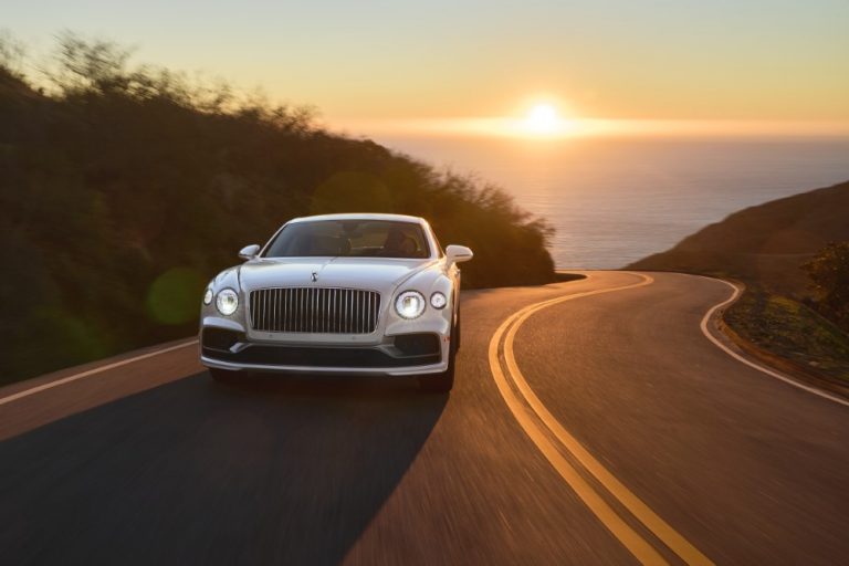 Bentleyn lataushybrideillä ajettiin 17 000 kilometrin aikana 30 prosenttia sähköllä