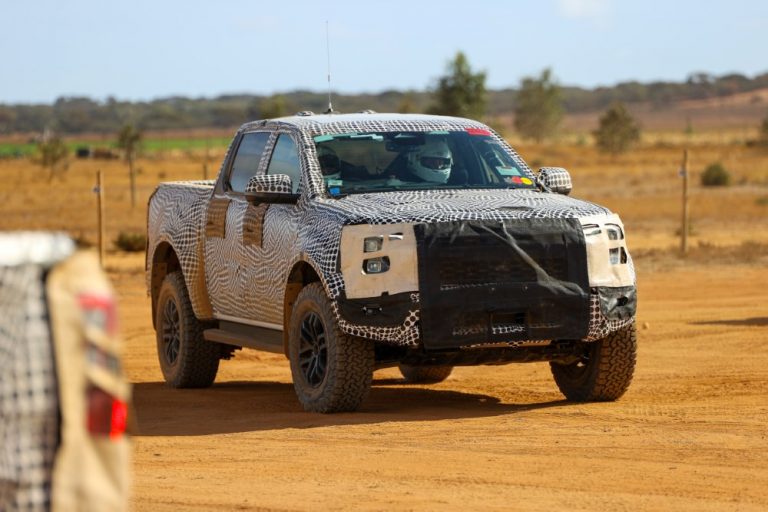 Uuden sukupolven Ford Ranger Raptor julkistetaan 10 päivän kuluttua