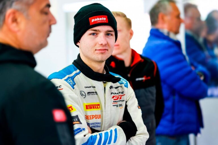 Juuso Puhakka kolmas Fanatec eSports GT PRO Imolan osakilpailussa