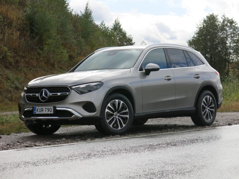 Uudistunut Mercedes-Benzin GLC-malli on nyt täällä