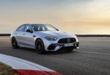 Voimakkain nelisylinterinen tuotantoautomalli — 680 hv, 1020 Nm