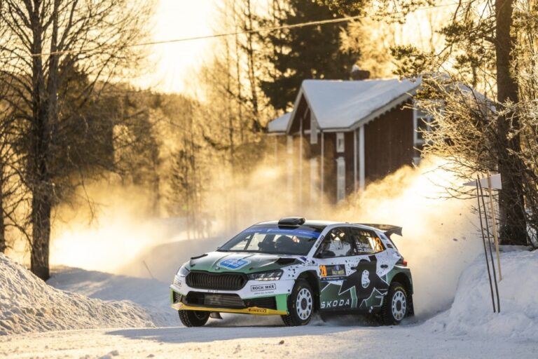 WRC: Sami Pajari ajoi Ruotsissa palkintopallille WRC: Sami Pajari ajoi Ruotsissa palkintopallille
