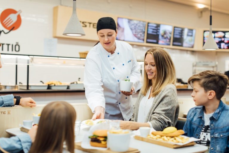 Kesäkuukausina tämän tuotteen myynti viisinkertaistuu liikenneasemilla!
