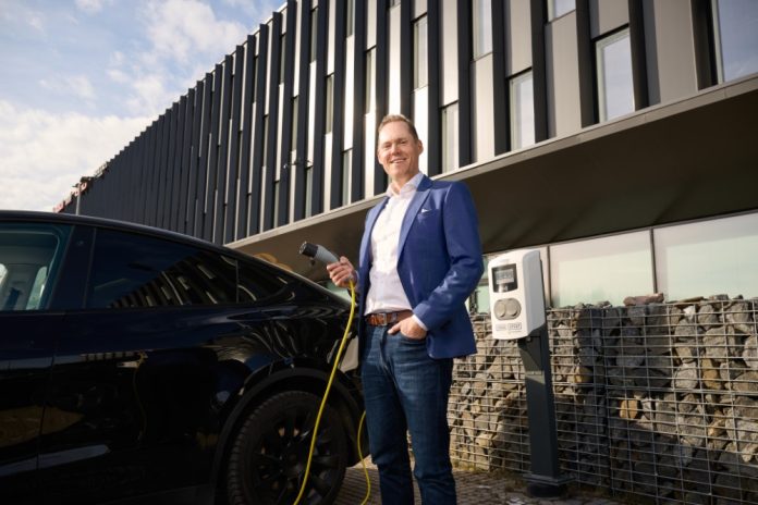 Jussi Palola latauspiuha kadessa Kuva Virta