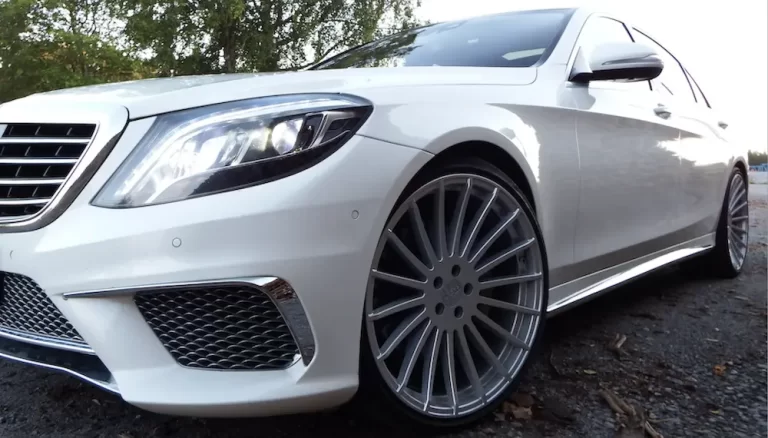 Päivän löytö: Painiiko käytetty Mercedes Benz S 500 L Plug-In-hybridi vielä samassa sarjassa uudempien edustusautojen kanssa?