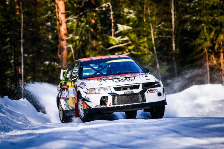 Rallisprintin SM-sarja starttaa sunnuntaina Marttilassa