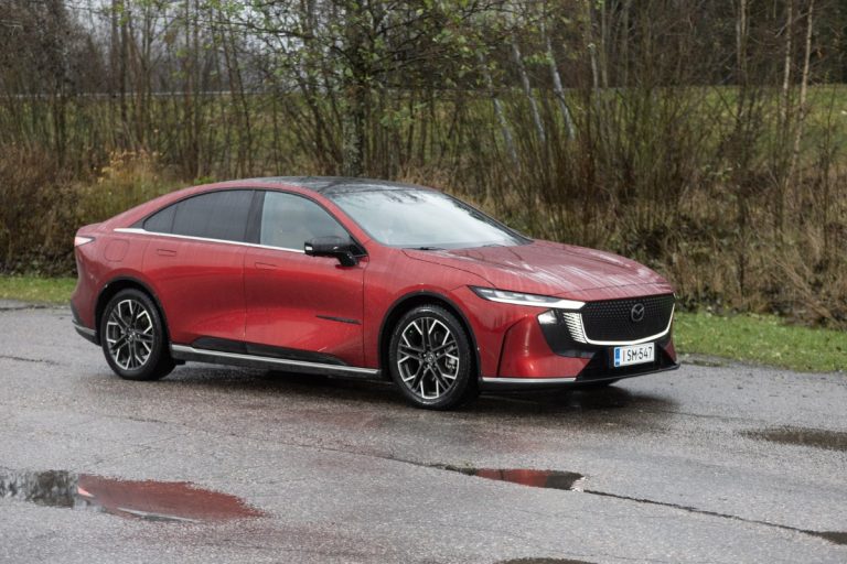 Mikä tekee autosta kauniin?