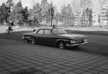 Päivän poliisiauto: Kyllä oli komea poliisiauto 1960-luvun alussa!