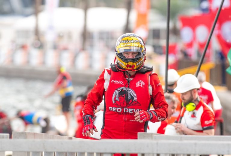 F1-veneet: Sami Seliön aika-ajo jäi kesken!