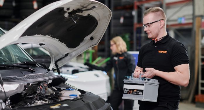 Akun vaihto Kuva Vianor