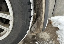 Pyöräkoteloihin kertyvä jää lisää kulutusta ja rasittaa tekniikkaa