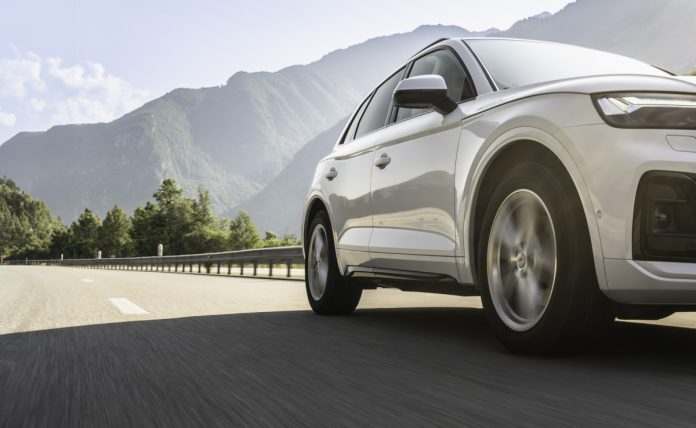 Auto liikenteessa Eurooppa renkaat Kuva Nokian Renkaat